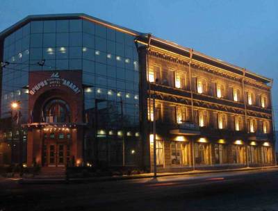 تور ارمنستان هتل آرارات ویژه اردیبهشت