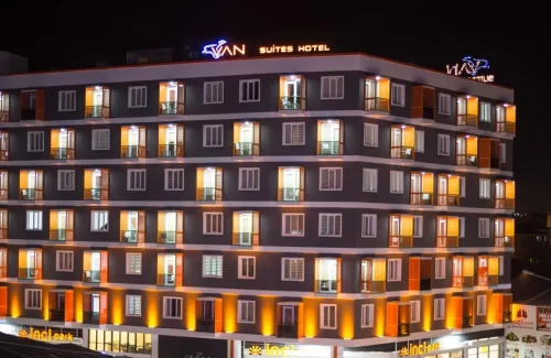 Hotel Van Suites Otel