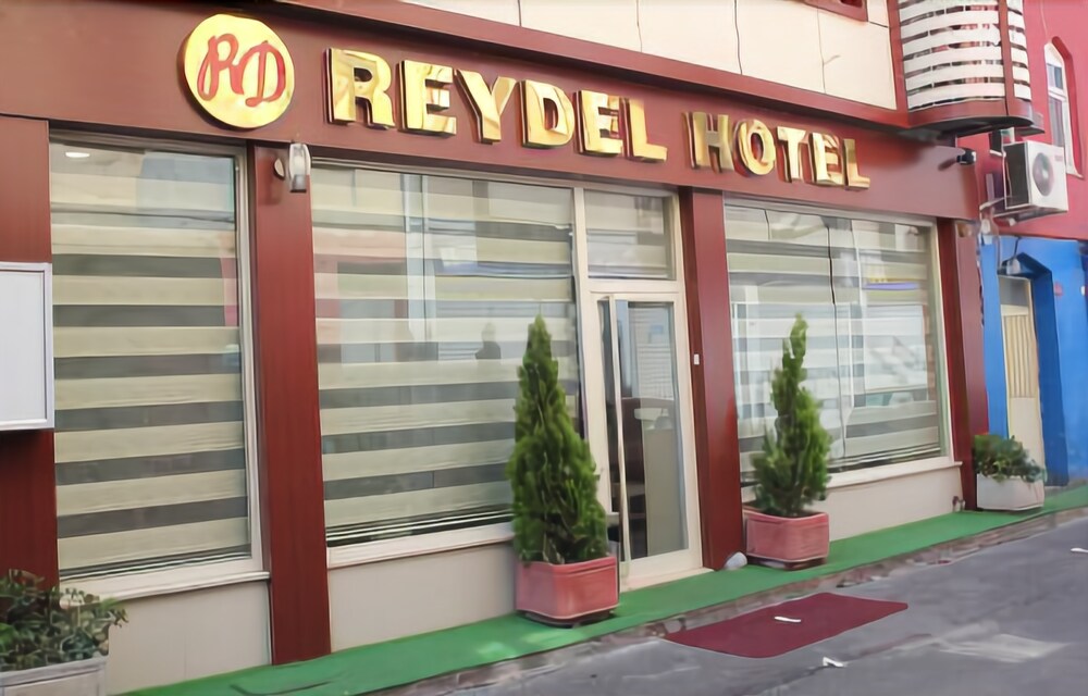 توراستانبول هتل ریدل ویژه خرداد