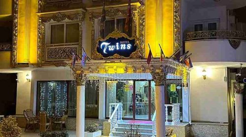 Twins Hotel
