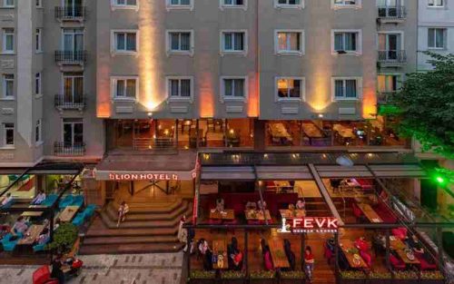 Lion Hotel
